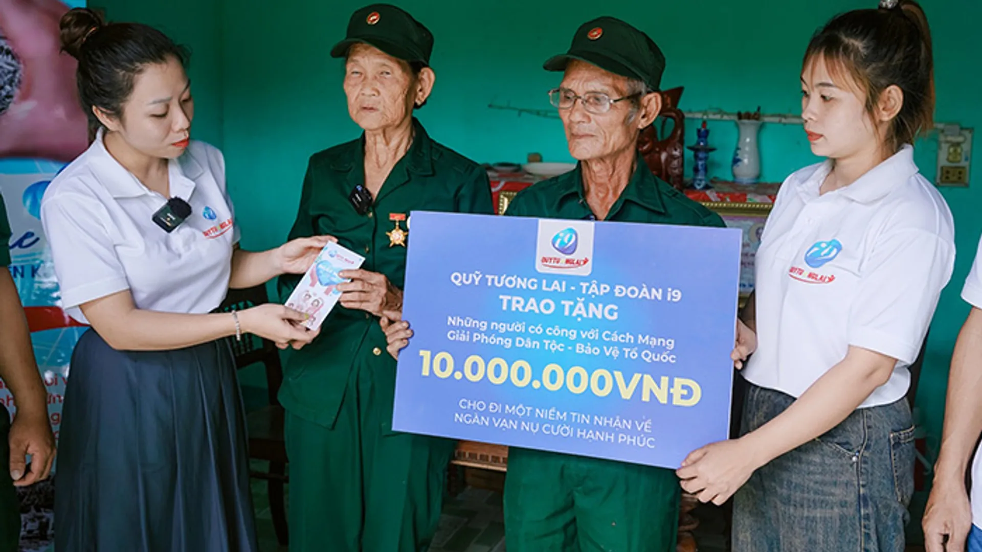 Hình ảnh minh họa hỗ trợ khách hàng và quản lý tài khoản ok99